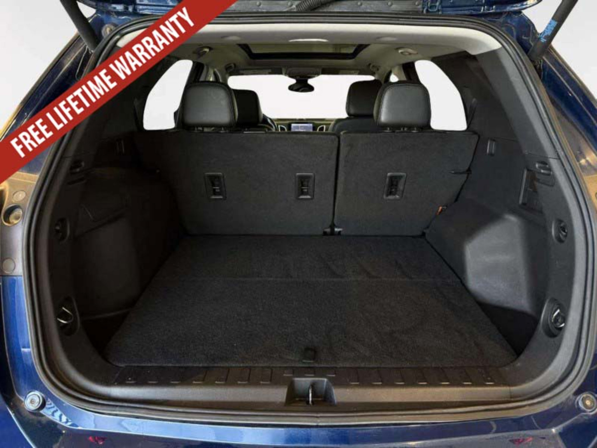 Used 2022 Chevrolet Equinox Premier AWD/4WD image 36