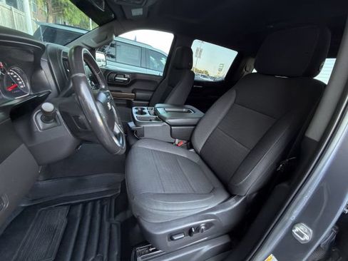 Used 2021 Chevrolet Silverado 1500 LT AWD/4WD image 29