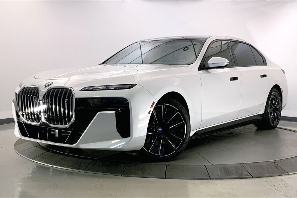 Certified 2023 BMW i7 xDrive60 AWD/4WD image 10