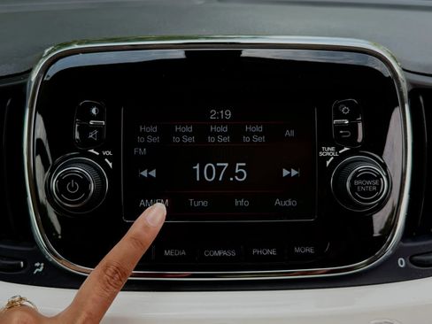 Used 2019 FIAT 500 Pop FWD image 15