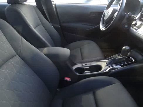 Used 2023 Toyota Corolla LE image 12