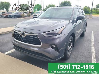 Used 2023 Toyota Highlander XLE