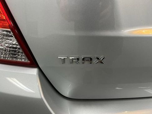 Certified 2018 Chevrolet Trax LS image 30