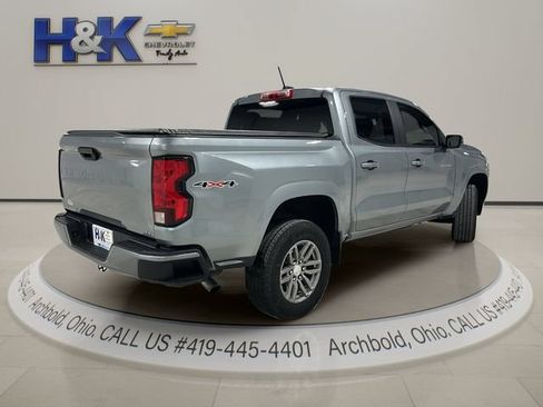 Used 2023 Chevrolet Colorado LT AWD/4WD image 6