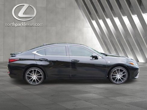 Used 2019 Lexus ES 350 F Sport w/ Accessory Package 2 image 4
