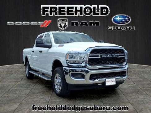 Used 2024 RAM 2500 Tradesman w/ Chrome Appearance Group AWD/4WD image 1