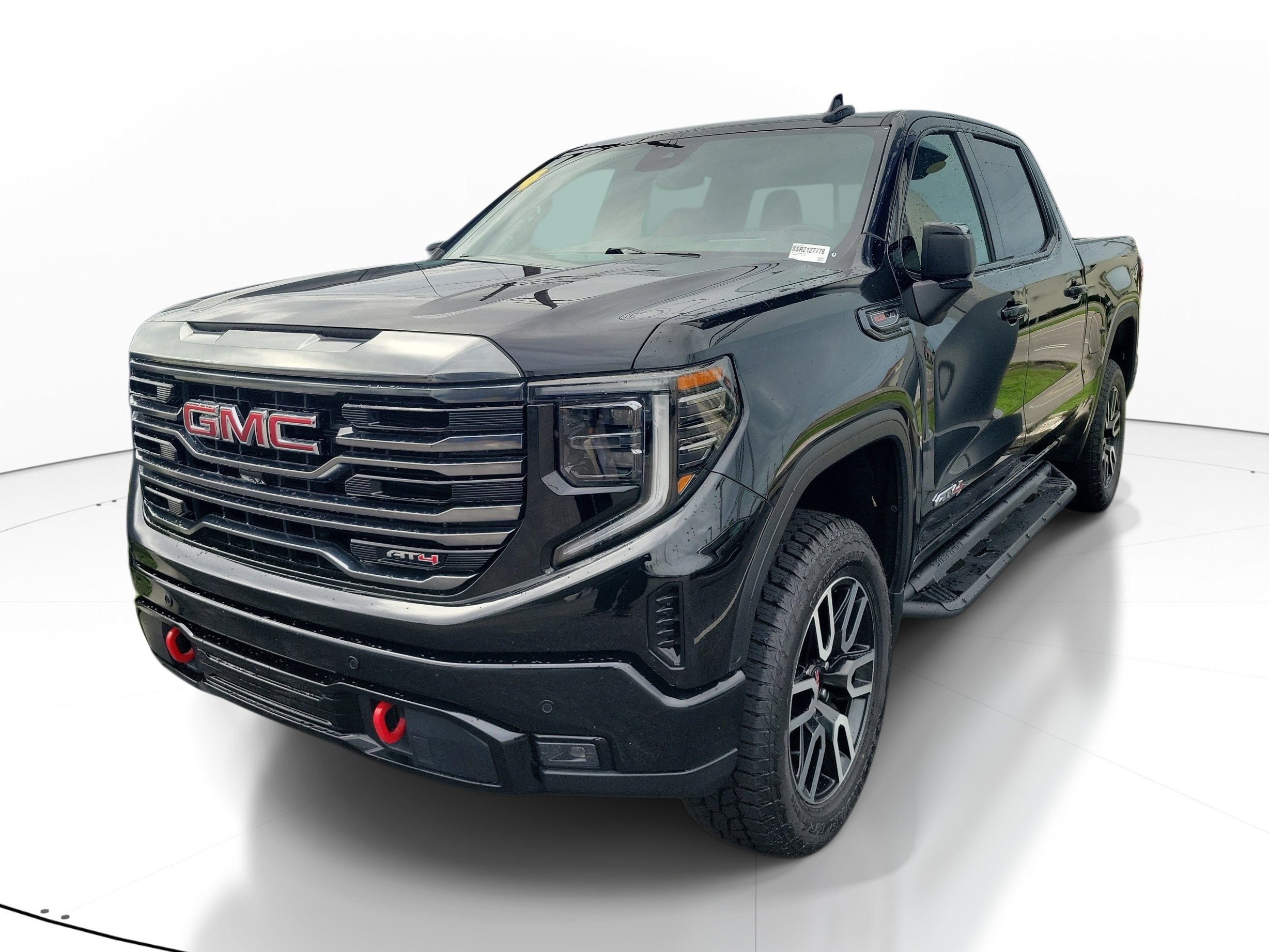 Used 2024 GMC Sierra 1500 AT4 w/ Technology Package AWD/4WD image 3