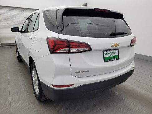 Used 2022 Chevrolet Equinox LS FWD image 5