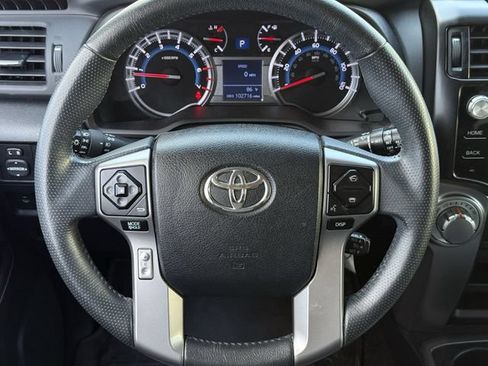 Used 2016 Toyota 4Runner SR5 AWD/4WD image 12