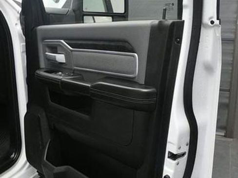 Used 2023 RAM 2500 Big Horn w/ Level 1 Equipment Group AWD/4WD image 16