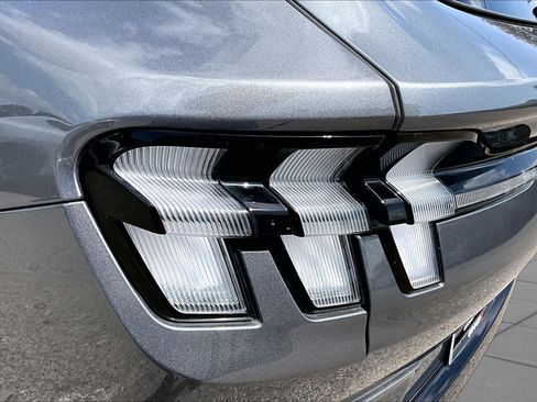 Used 2023 Ford Mustang Mach-E Premium AWD/4WD image 31