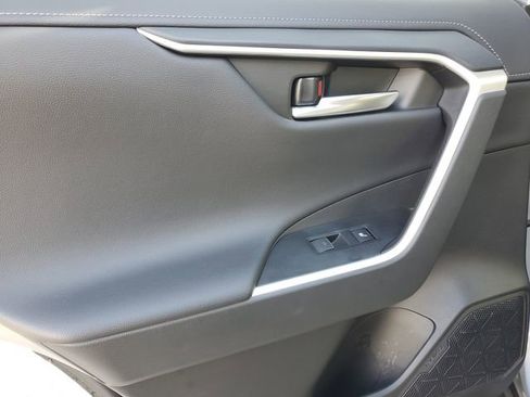 Used 2024 Toyota RAV4 Limited image 15