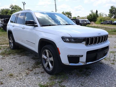 Used 2022 Jeep Grand Cherokee L Limited AWD/4WD image 12