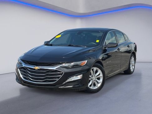 Used 2020 Chevrolet Malibu LT FWD image 2