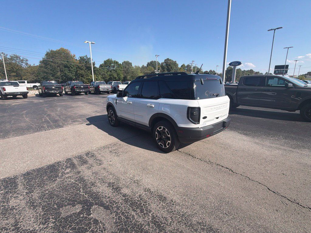 Used 2024 Ford Bronco Sport Outer Banks w/ Tech Package AWD/4WD image 5