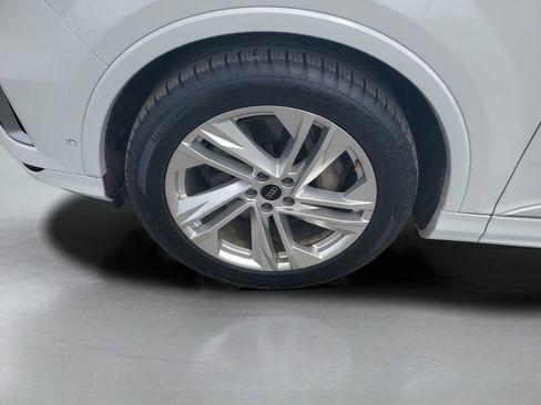 Used 2023 Audi Q7 3.0T Prestige AWD/4WD image 10