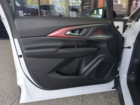 Used 2024 Chevrolet Equinox EV RS FWD image 24