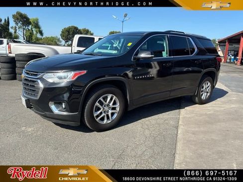 Used 2018 Chevrolet Traverse LT FWD image 1