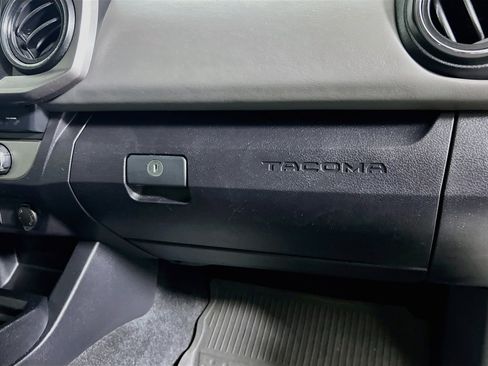 Used 2021 Toyota Tacoma SR5 RWD image 32