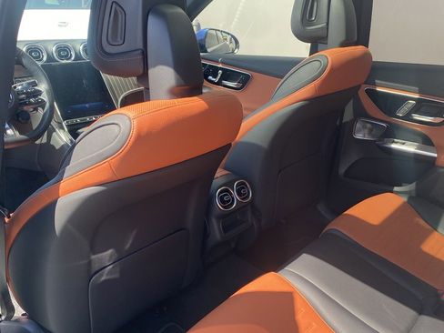 Certified 2025 Mercedes-Benz GLC 43 AMG 4MATIC image 11