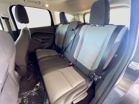 Used 2016 Ford Escape SE w/ Equipment Group 201A AWD/4WD image 15