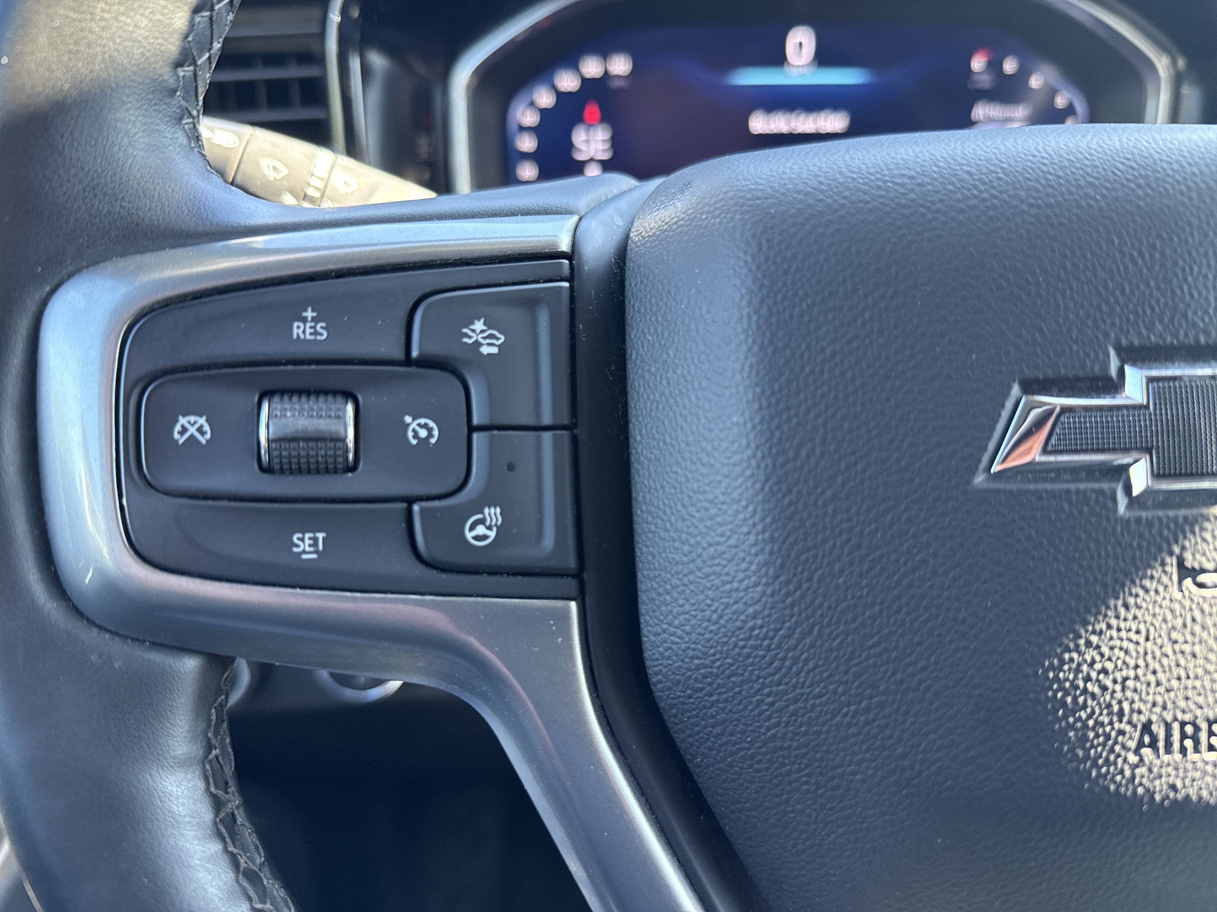 Used 2026 Chevrolet Silverado 1500 RST AWD/4WD image 18