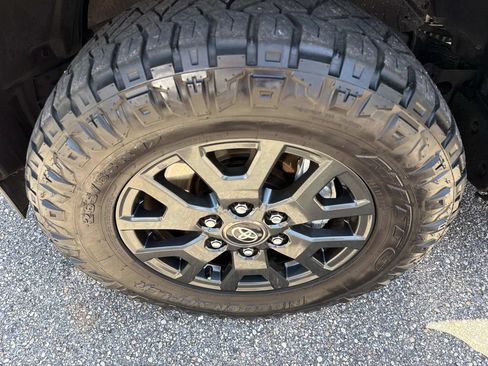 Used 2025 Toyota 4Runner SR5 RWD image 25
