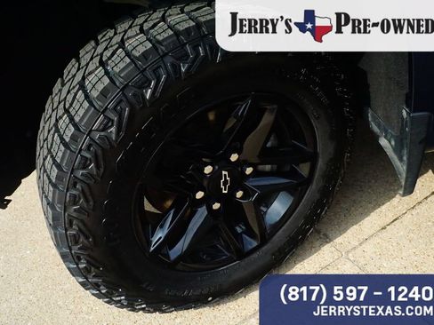Used 2021 Chevrolet Silverado 1500 Custom Trail Boss AWD/4WD image 9