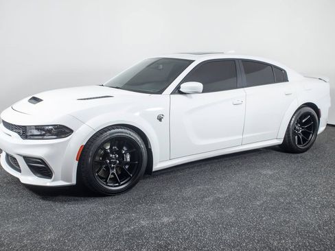 Used 2021 Dodge Charger SRT Hellcat RWD image 1