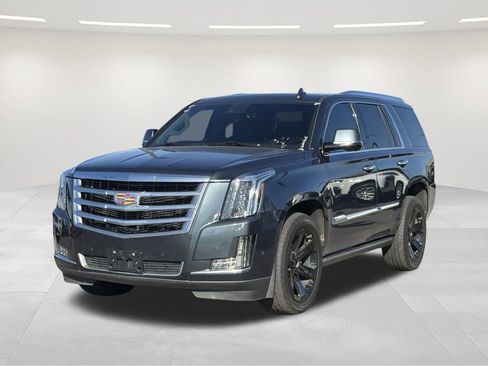 Used 2020 Cadillac Escalade Premium Luxury image 1