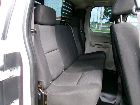 Used 2013 Chevrolet Silverado 3500 W/T w/ Snow Plow Prep Package AWD/4WD image 16