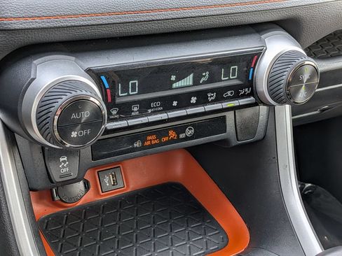 Used 2024 Toyota RAV4 Adventure AWD/4WD image 23
