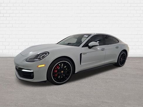Used 2023 Porsche Panamera 4 Platinum Edition image 2