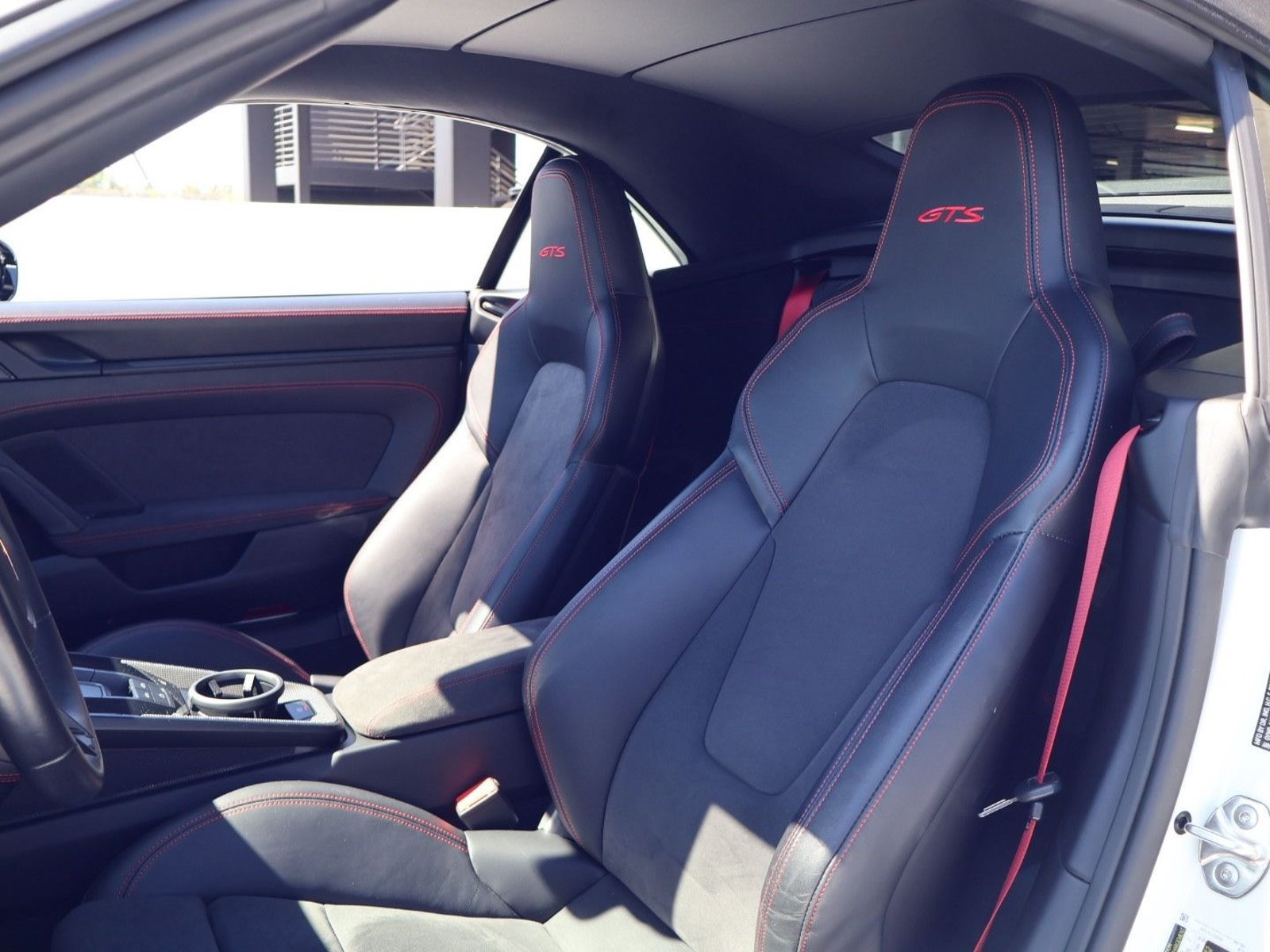 Certified 2024 Porsche 911 Carrera GTS RWD image 5