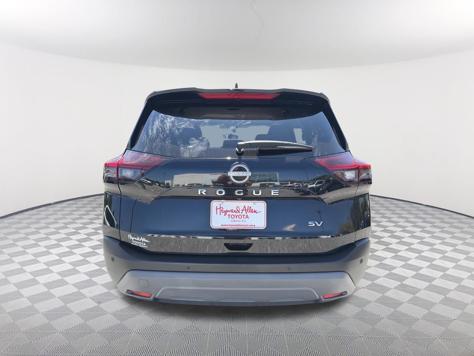 Used 2023 Nissan Rogue SV FWD image 16