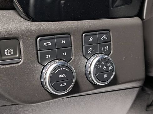 Certified 2023 GMC Sierra 1500 Elevation w/ Preferred Package AWD/4WD image 16