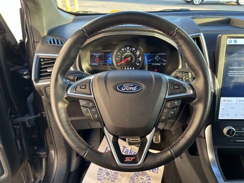 Used 2023 Ford Edge ST w/ Equipment Group 401A image 21