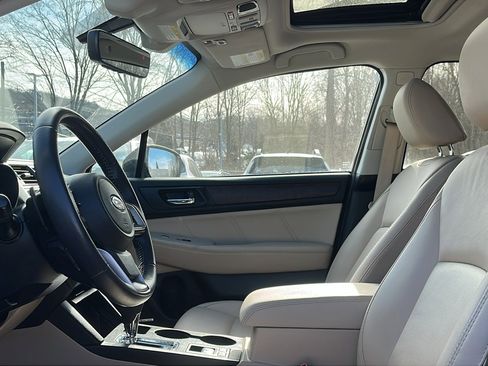 Used 2019 Subaru Outback 2.5i Limited image 12