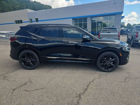 Used 2022 Chevrolet Blazer RS w/ Enhanced Convenience Package FWD image 4