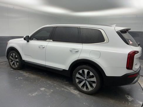 Used 2021 Kia Telluride S image 2