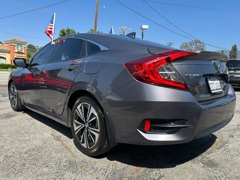 Used 2017 Honda Civic EX-T image 5