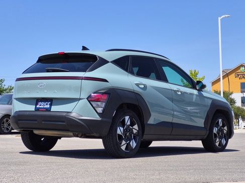 Used 2024 Hyundai Kona SEL FWD image 5