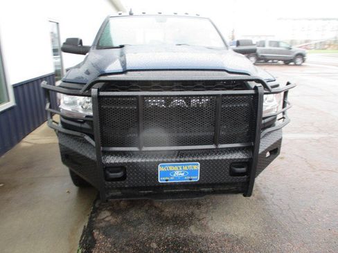 Used 2022 RAM 3500 Tradesman AWD/4WD image 3