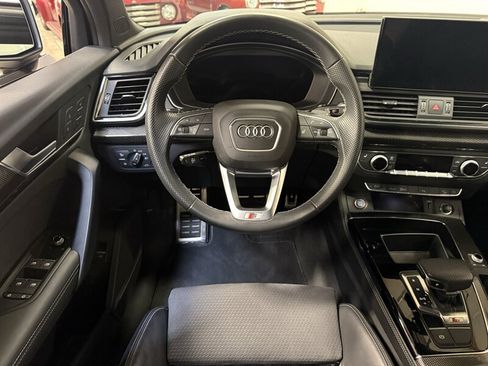 Used 2023 Audi SQ5 Premium Plus w/ Premium Plus Package AWD/4WD image 17