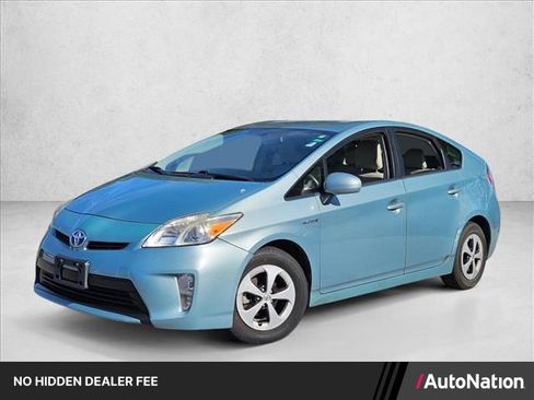 Used 2014 Toyota Prius Three FWD image 1