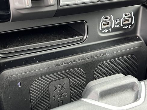 New 2024 RAM 5500 Laramie image 31