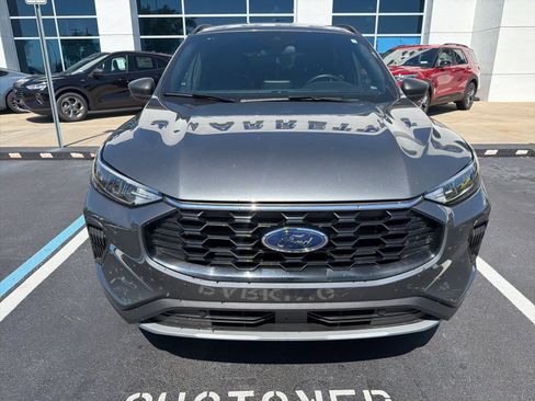 Used 2025 Ford Escape ST-Line FWD image 6