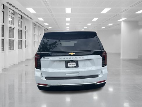 New 2026 Chevrolet Suburban LS RWD image 6