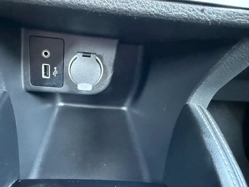 Used 2018 Nissan Kicks SV w/ Exterior Package FWD image 22