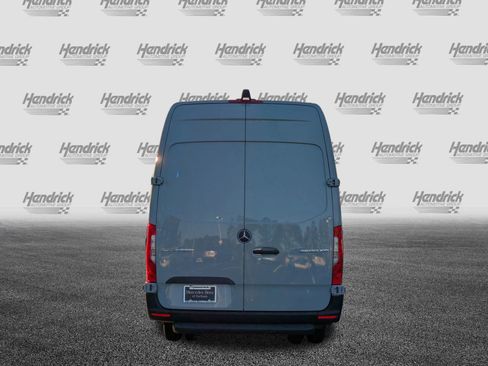 New 2025 Mercedes-Benz Sprinter 3500 image 9